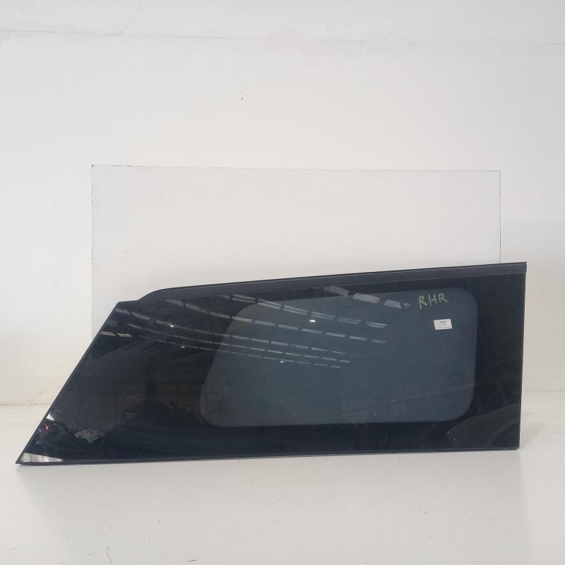 side glass rear right