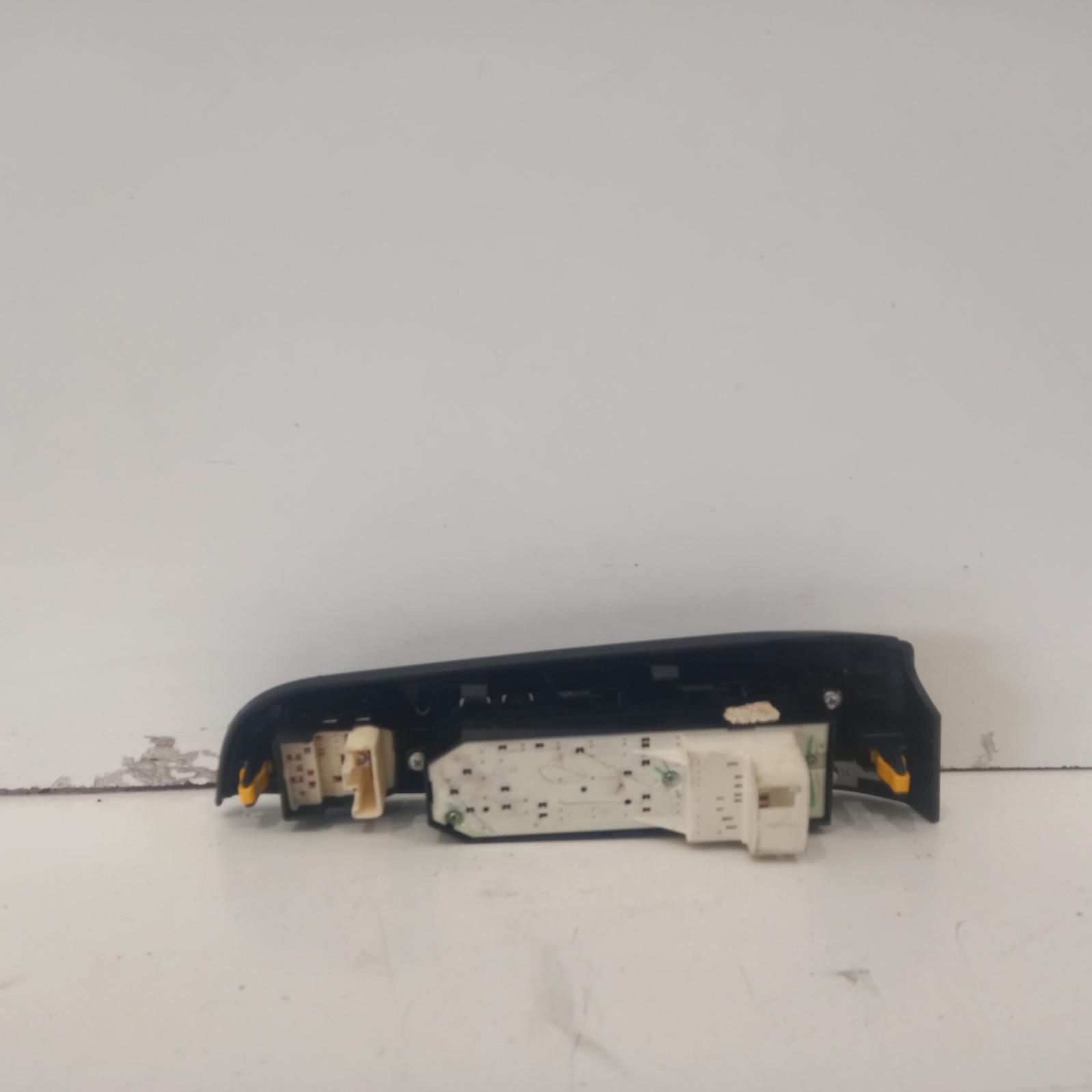 Camry Power Door Window Switch 2011-2017 rh front (master switch),asv50/avv50,12/11-10/17 00020427 #603574