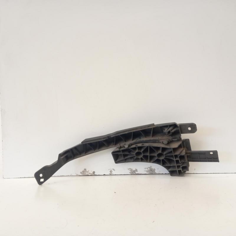 bar reinforcement/bracket front