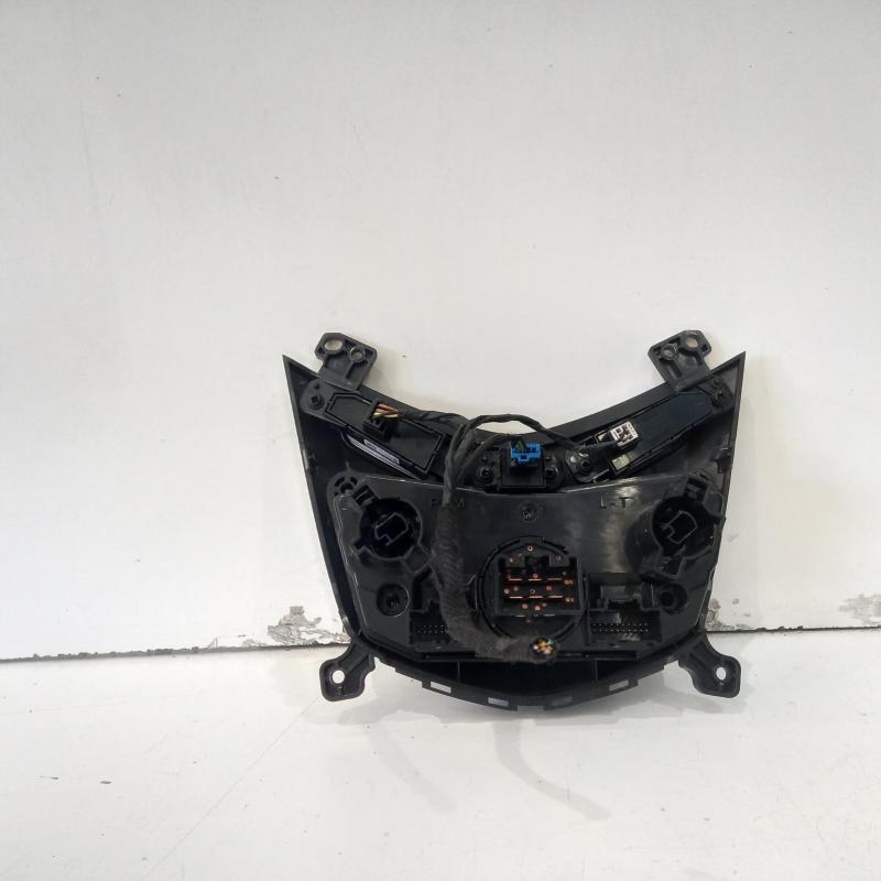 heater/aircon controls