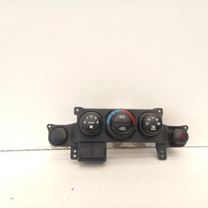 heater/aircon controls