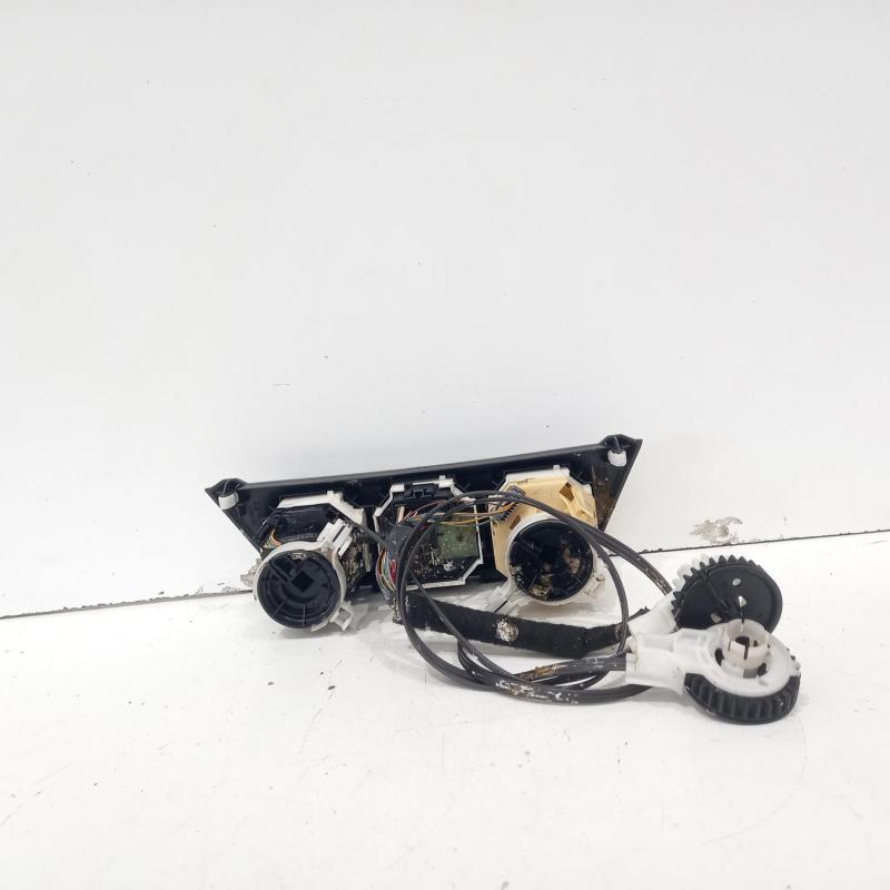 heater/aircon controls