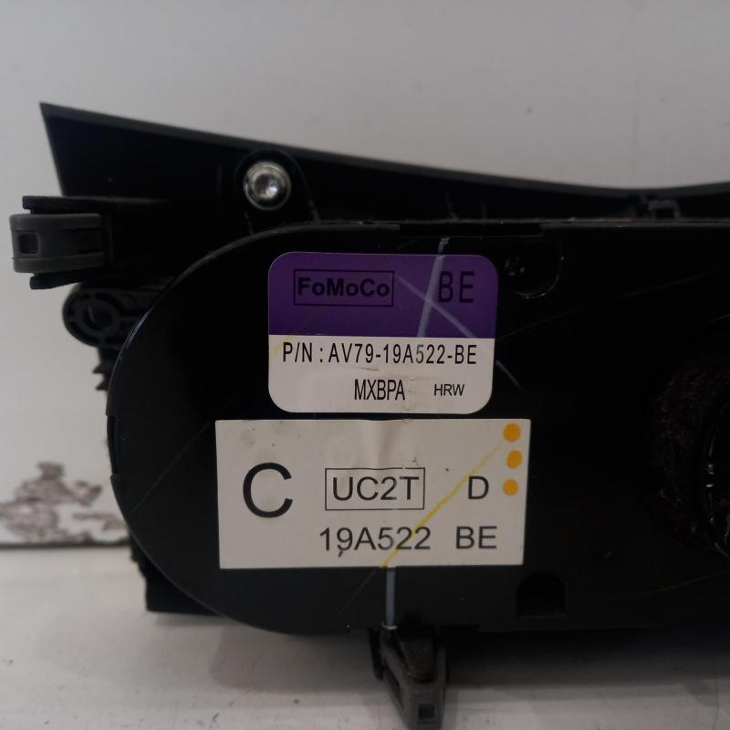 heater/aircon controls