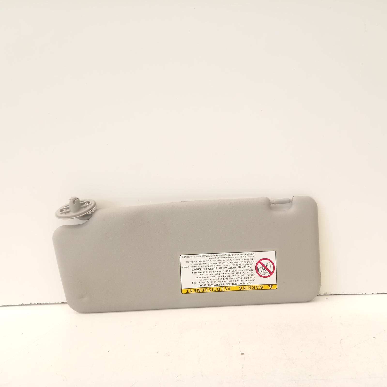 Hilux Sunvisor 2005-2015 rh side,02/05-08/15 00020678 #605481