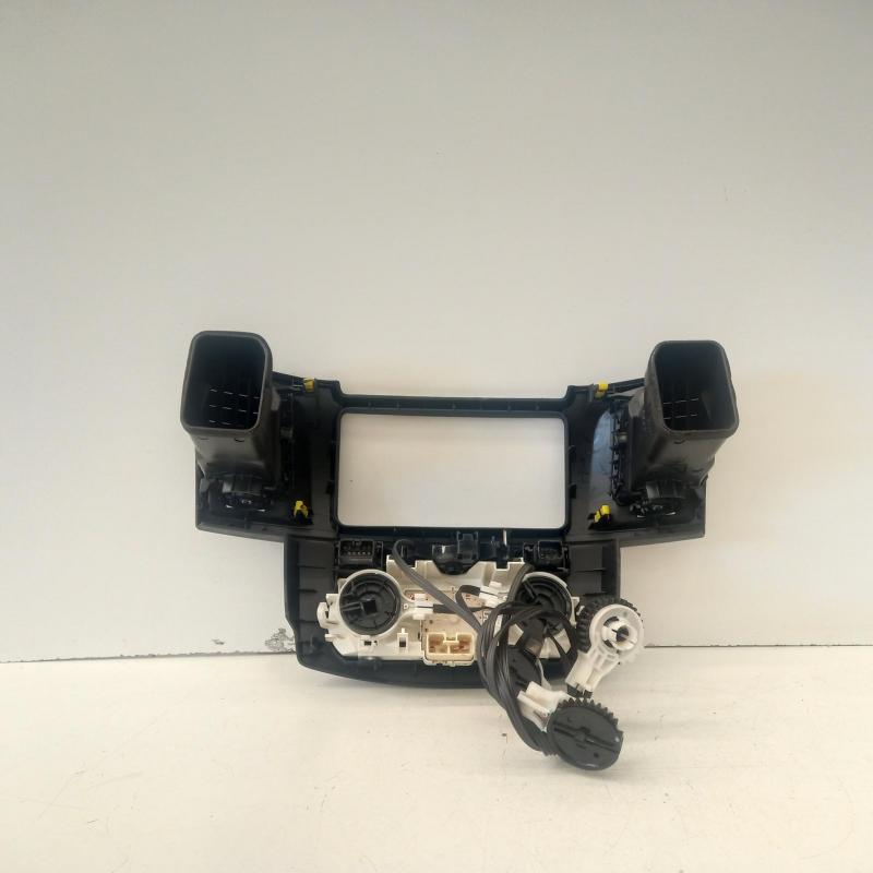 heater/aircon controls