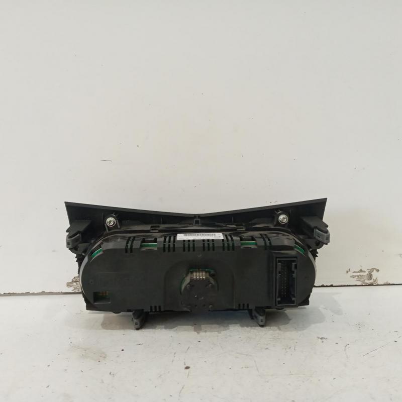 heater/aircon controls