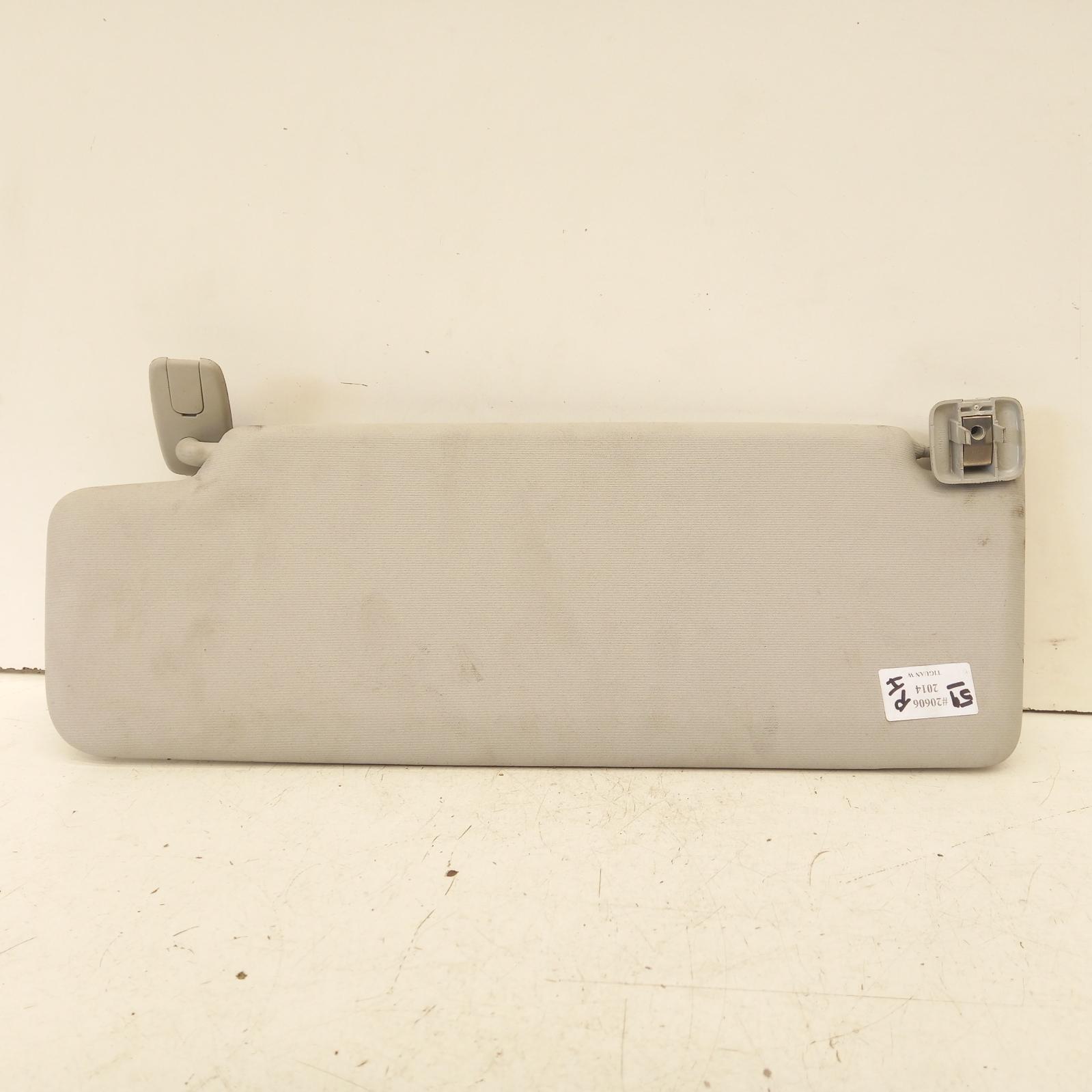 Tiguan Sunvisor 2008-2016 5n,rh side,05/08-08/16 00020606 #606135