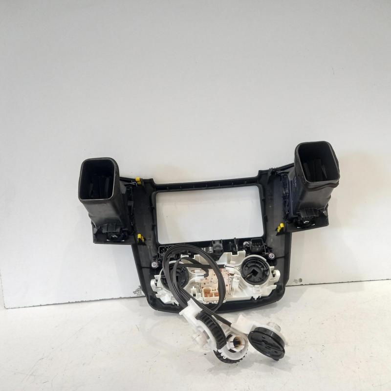 heater/aircon controls