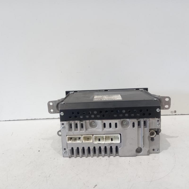 stereo/head unit