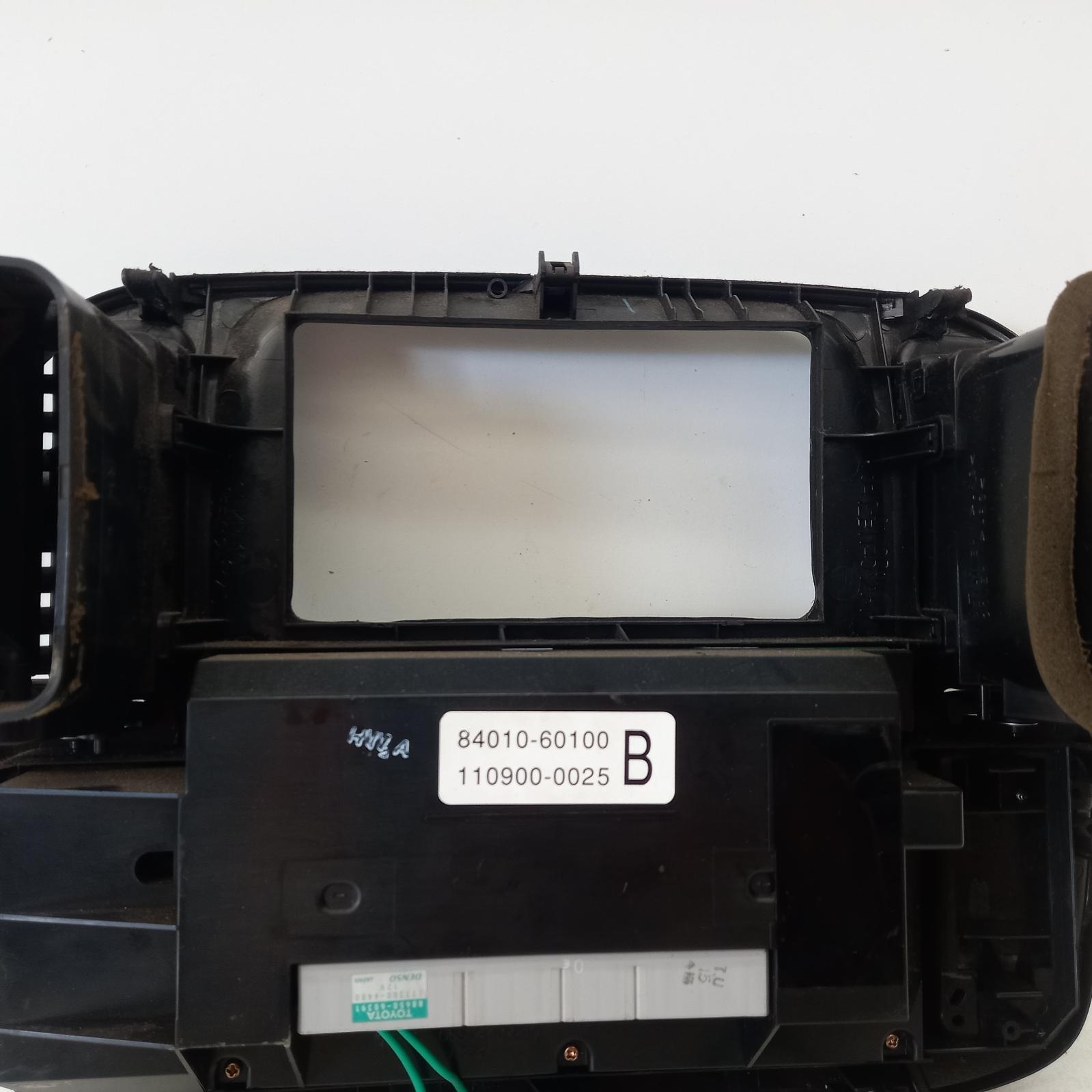 Landcruiser Heater/aircon Controls 1998-2002 100 series,non climate control,w/ diff lock switch,01/98-09/02 00020692 #606295