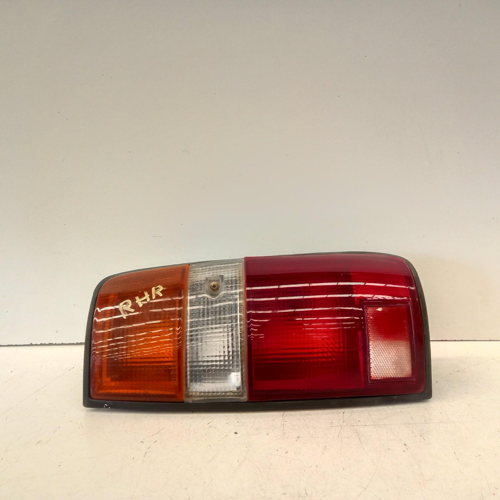 Landcruiser Taillight Right 1990-1998 80 series 05/90-03/98 00020747 #606326