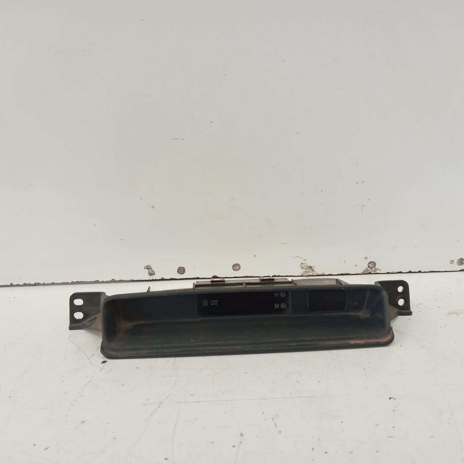 Hilux Clock 2005-2015 digital dash clock,non temperature type,03/05-08/15 00020756 #607255