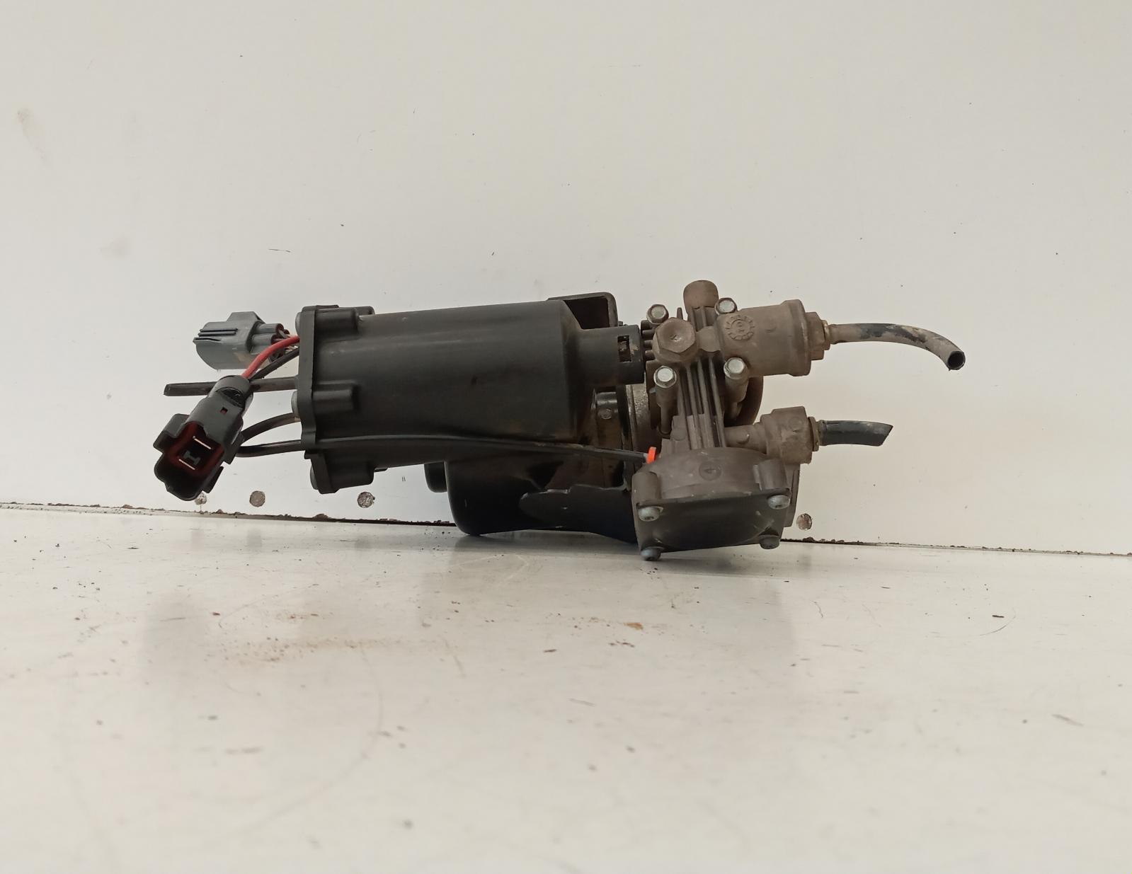 Rangerover Sport Air Ride Compressor 2005-2009 l320,air ride compressor,hitachi brand,08/05-12/09 00020748 #608108