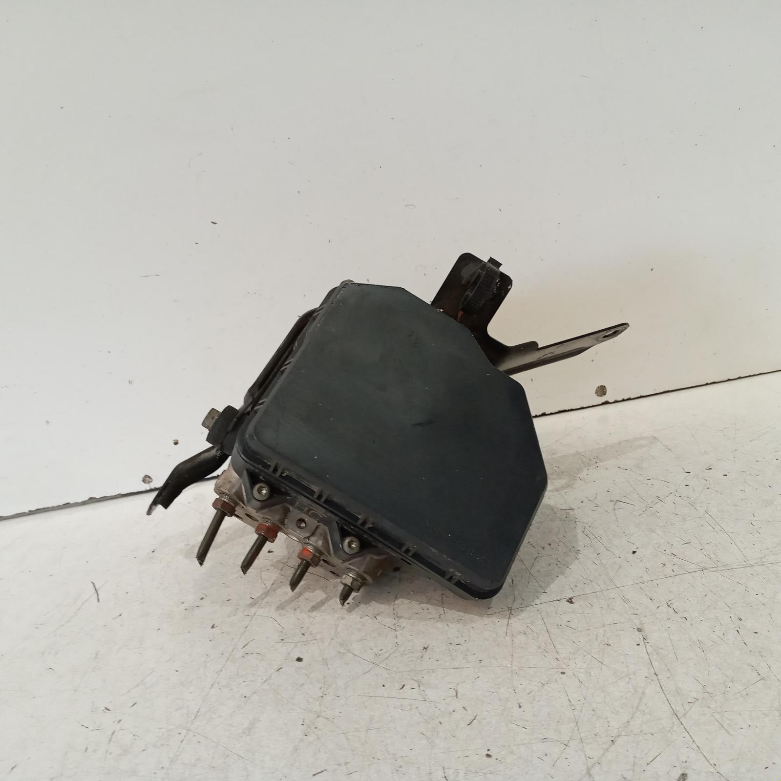 Triton Abs Pump/modulator 2009-2015 mn,p/n 4670a609,08/09-04/15 00018642 #609817