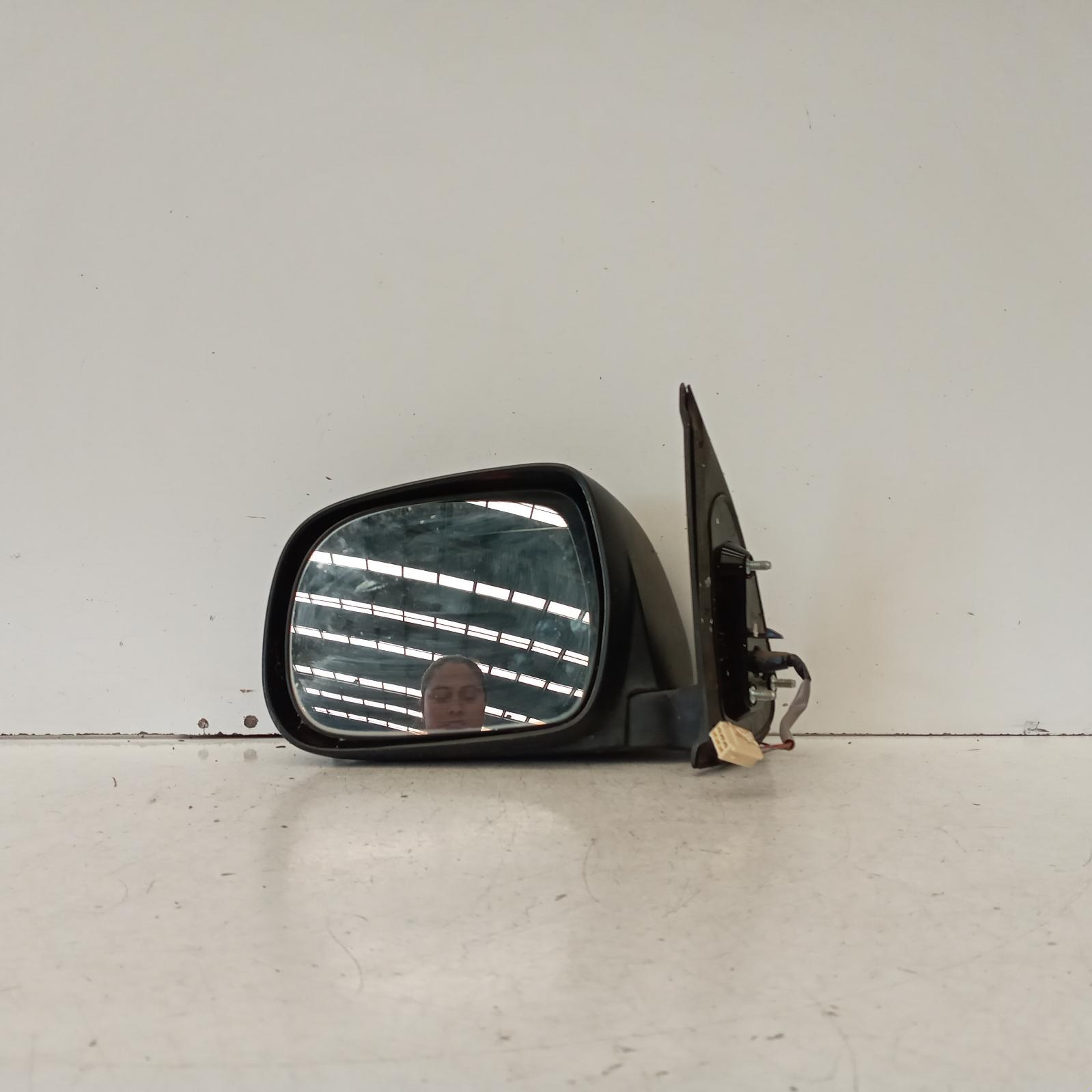 Hilux Door Mirror Left 2005-2010 power,black,non base extension type,6 pin plug/3 wire,02/05-05/10 00019512 #610064