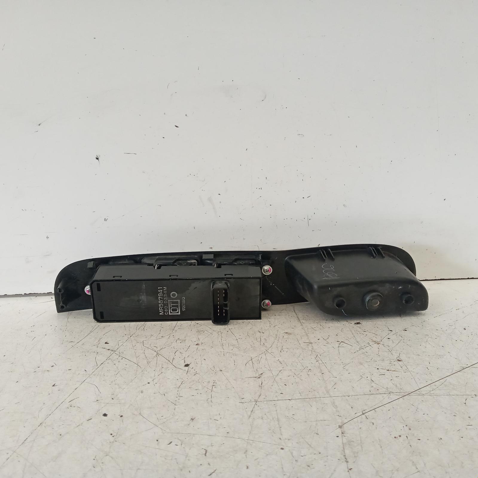 Triton Power Door Window Switch 2006-2015 rh front (master switch),4 door switch type,ml-mn,07/06-04/15 00019413 #610619