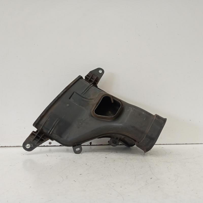 air cleaner duct/hose