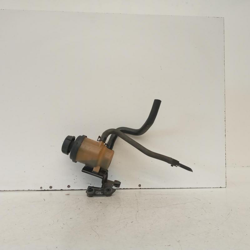 power steering reservoir