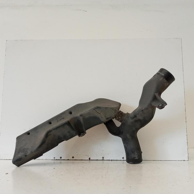 air cleaner duct/hose