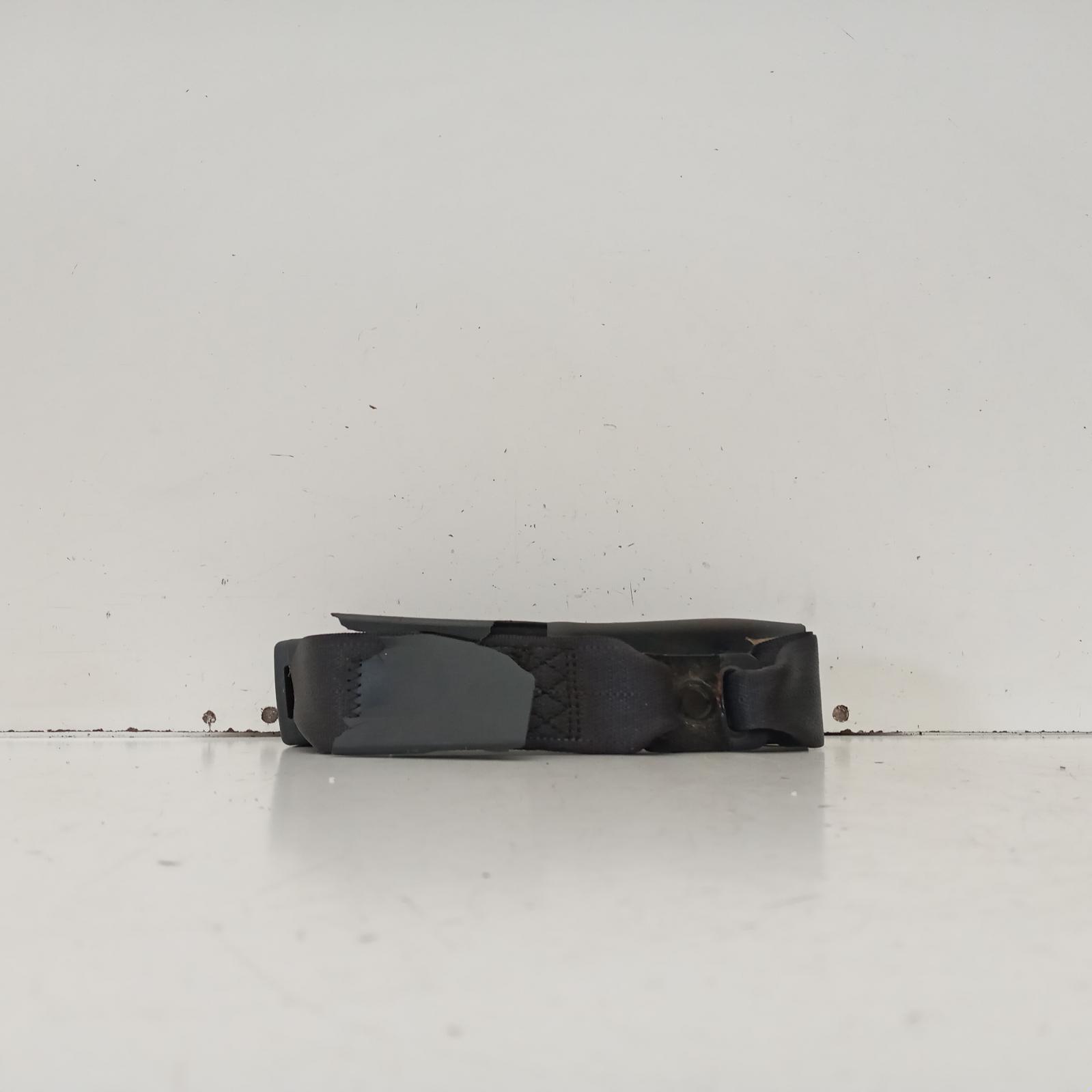 Aurion Seat Belt Stalk 2006-2012 rh rear,seat belt stalk only,gsv40r,10/06-03/12 00019412 #611190
