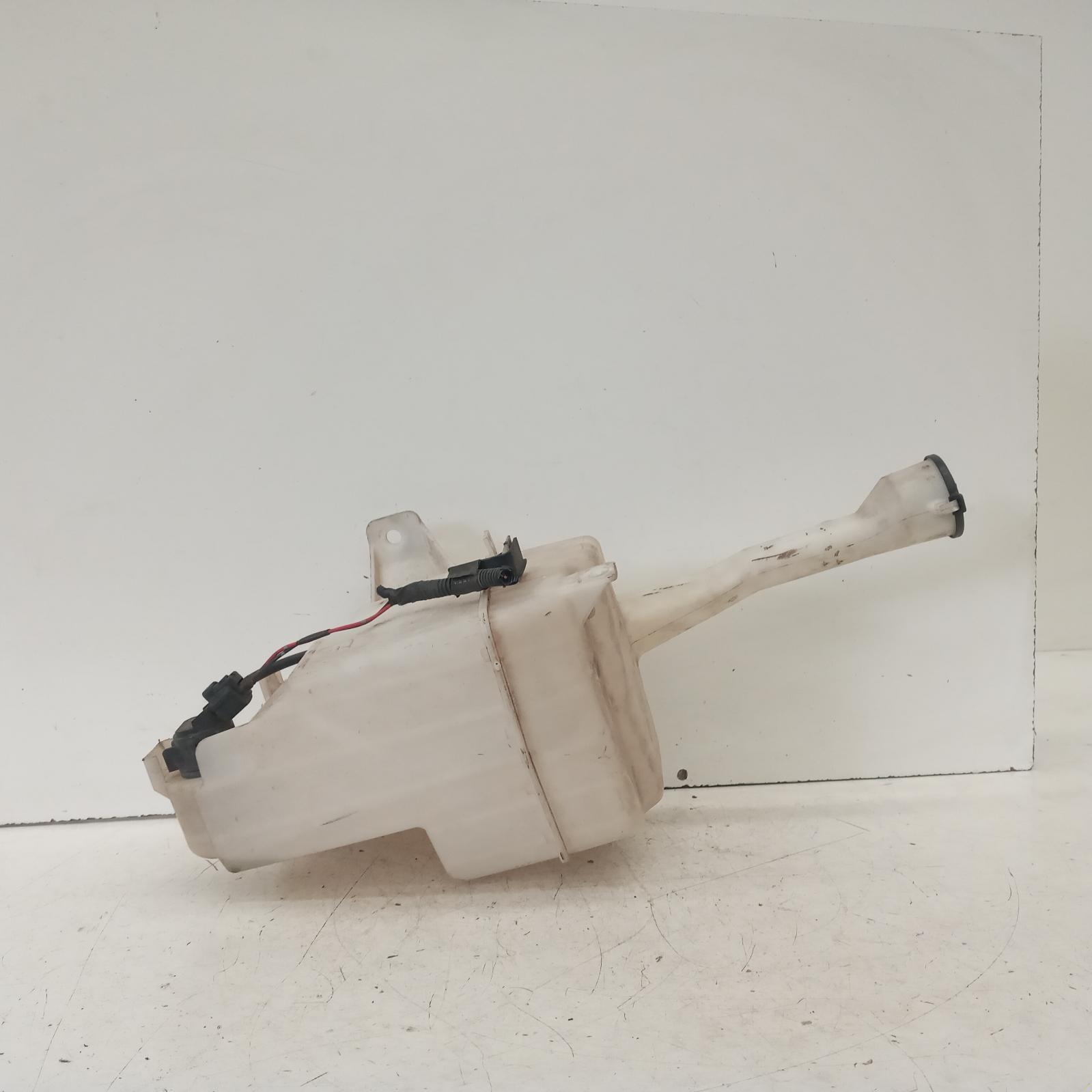 Camry Washer Bottle 2006-2011 acv40/ahv40,06/06-11/11 00019778 #611240