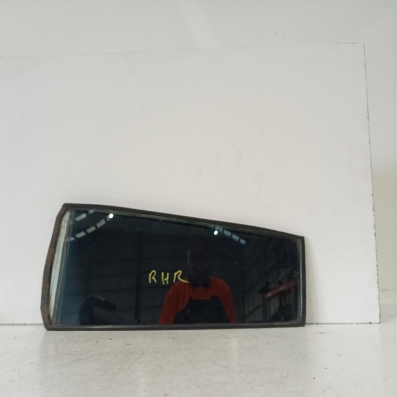 quarter door glass rear right