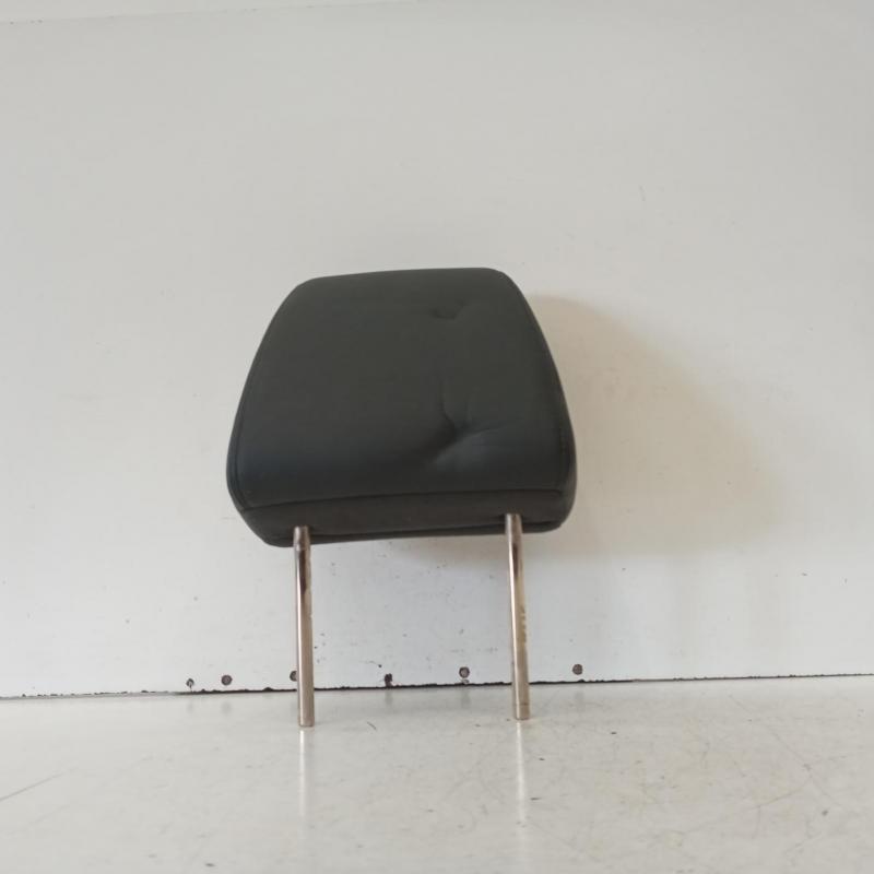 headrest