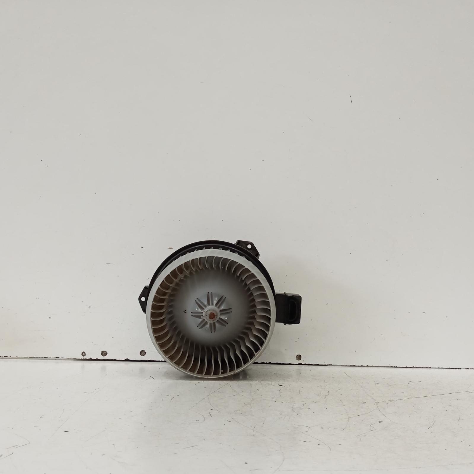 Prado Heater Fan/motor 2003-2009 front,climate control type,120 series,02/03-10/09 00020814 #612071