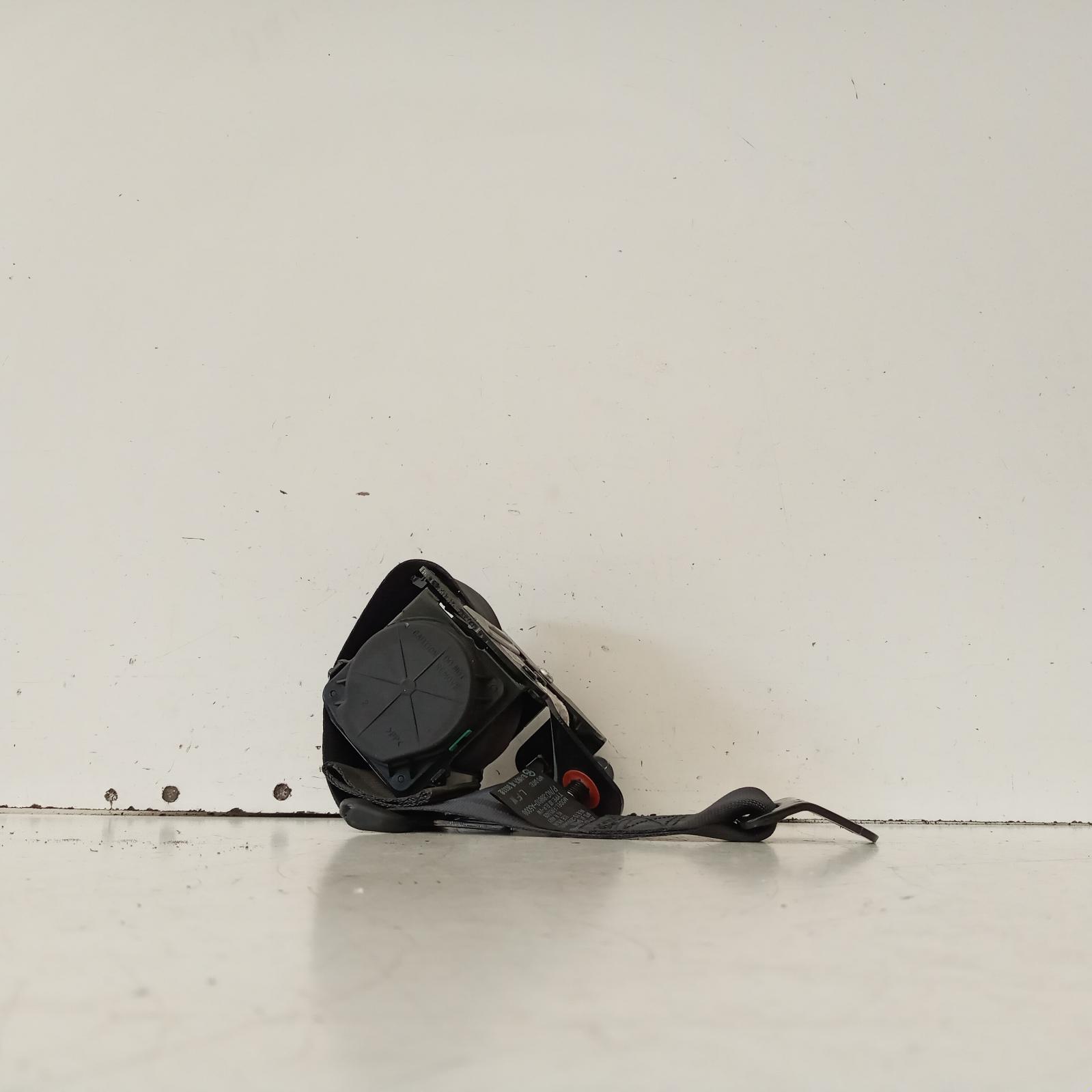 I30 Seat Belt Stalk 2012-2017 lh rear,seat belt only,gd,hatch,03/12-02/17 00020507 #612335