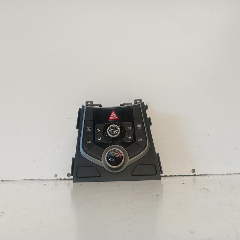 heater/aircon controls