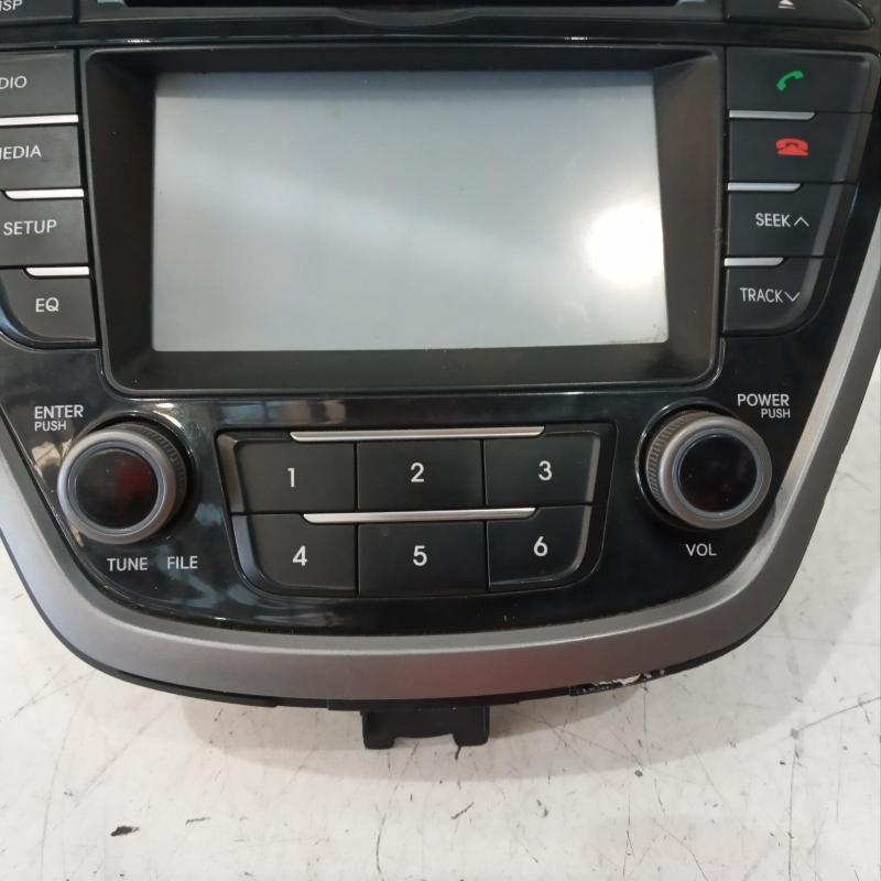 stereo/head unit