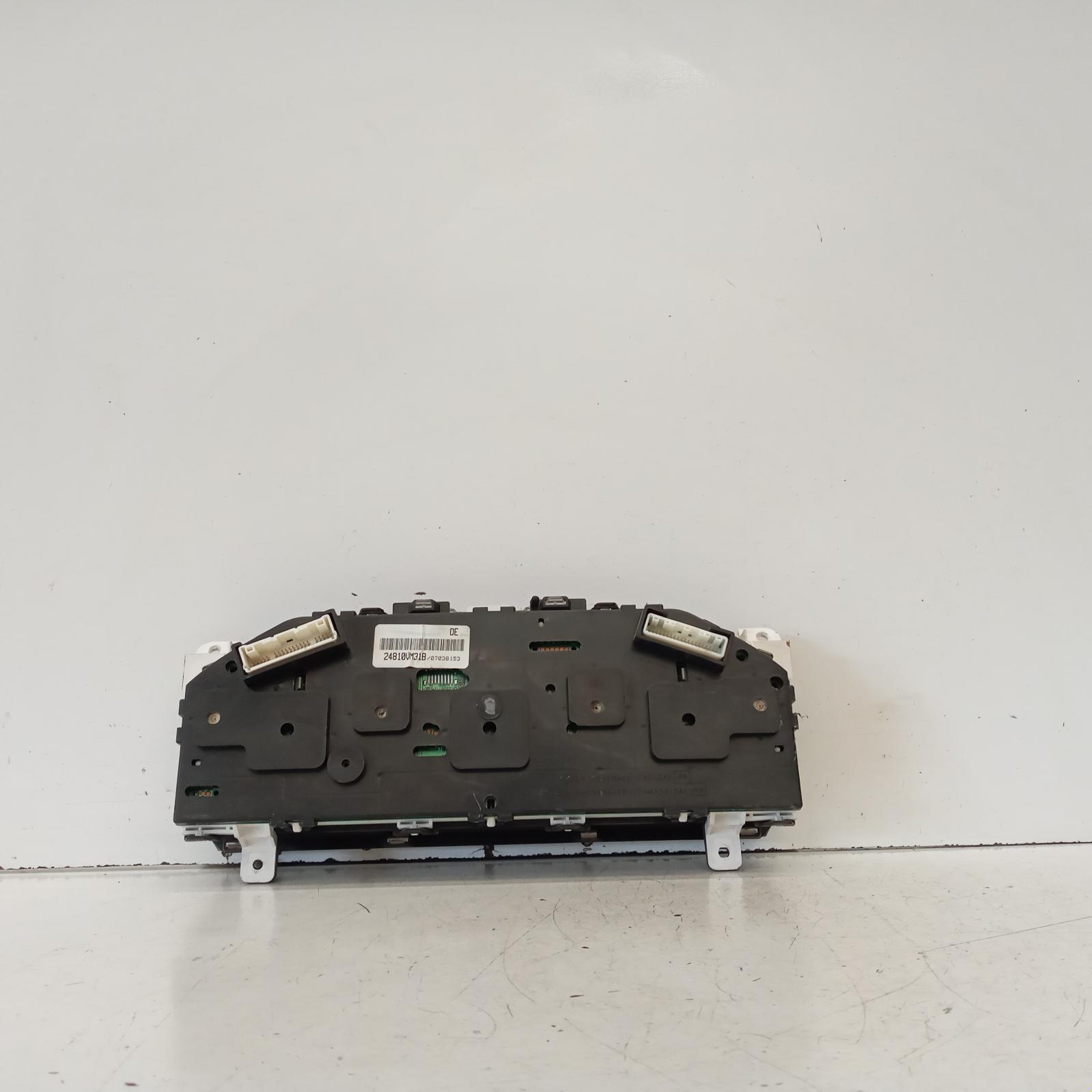 Navara Instrument Cluster 2001-2015 d22,diesel,blue background,single digital display,12/01-08/15 00019241 #612944