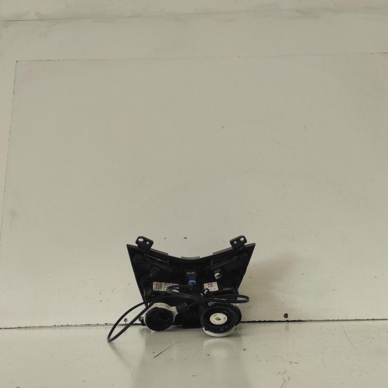 heater/aircon controls