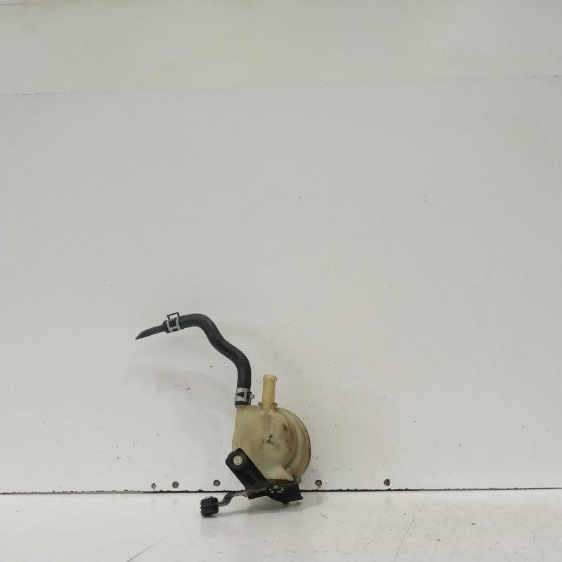 power steering reservoir