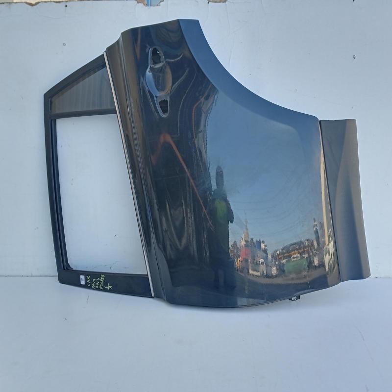 door/sliding rear left