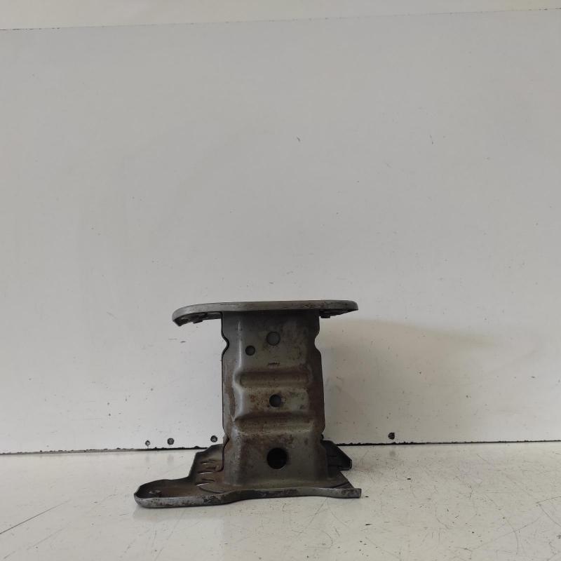 bar reinforcement/bracket front