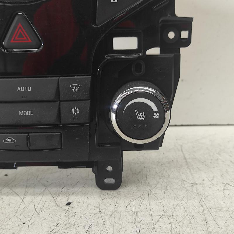 heater/aircon controls