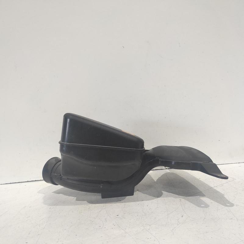 air cleaner duct/hose