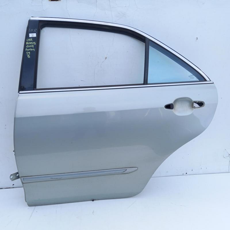 door/sliding rear left