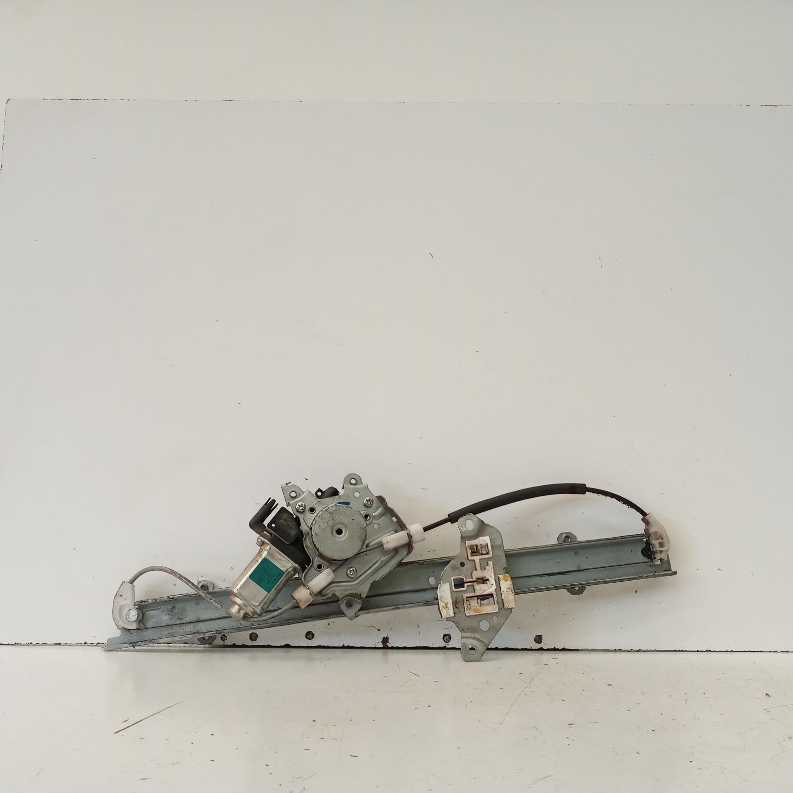 Navara Window Regulator/motor Front Right 2007-2015 d40 (vin mnt),power,05/07-08/15 00020583 #615113