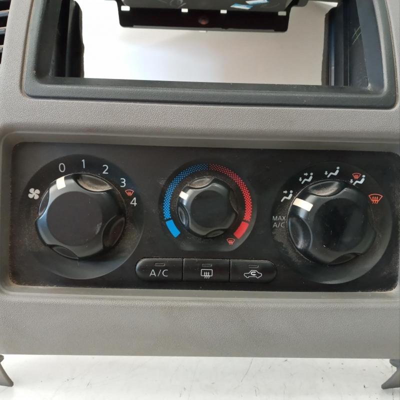 heater/aircon controls