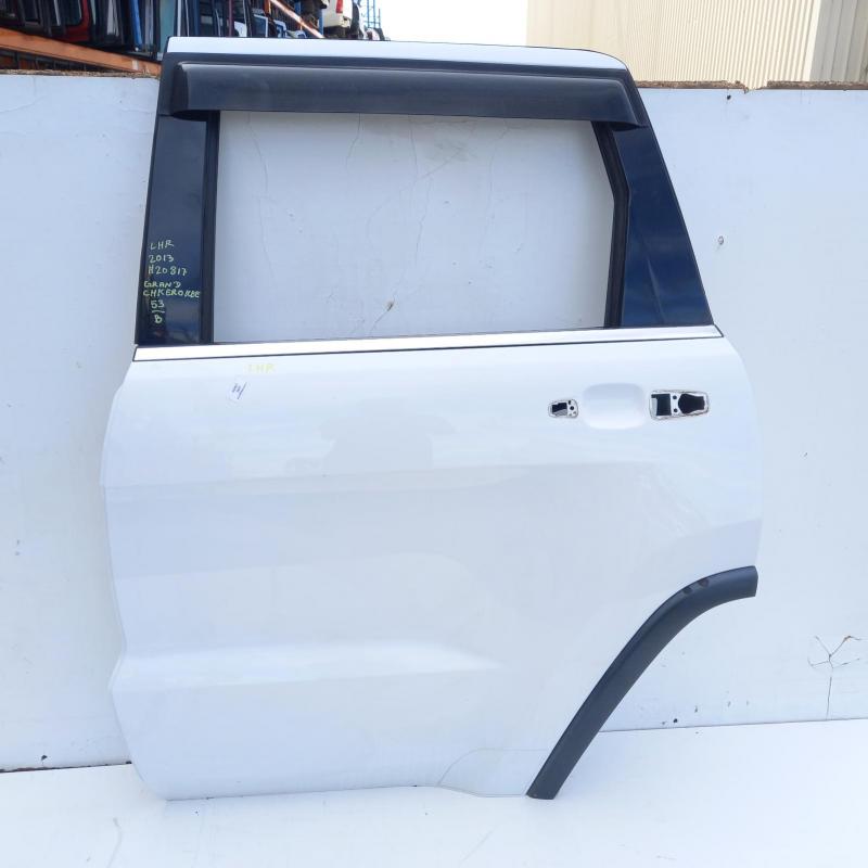 door/sliding rear left