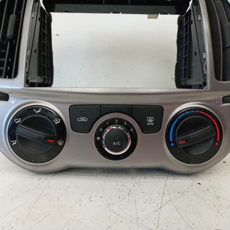 heater/aircon controls