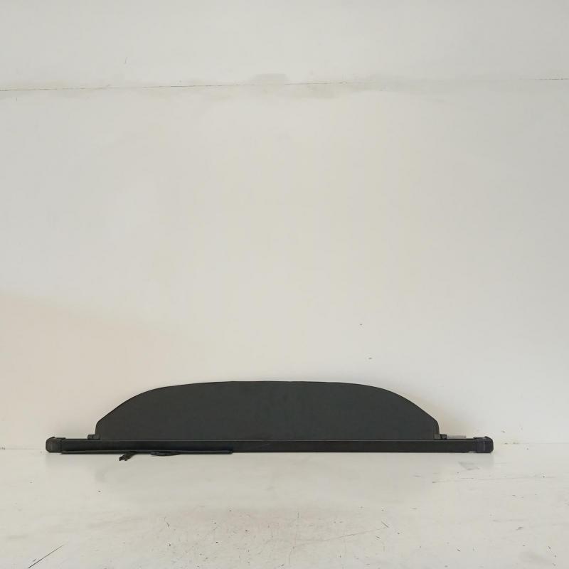 parcel shelf