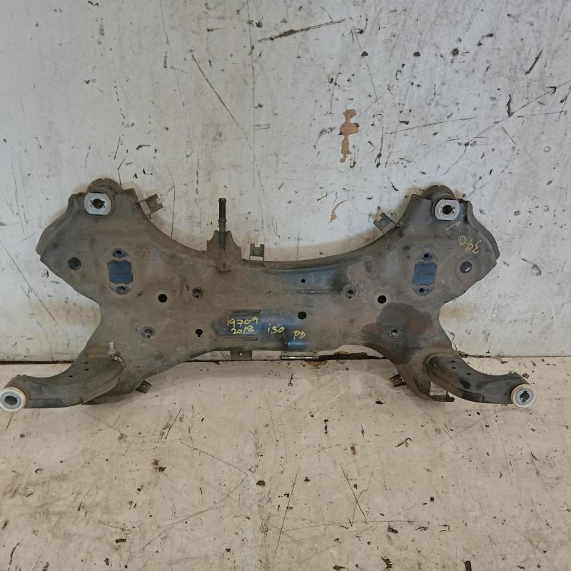 crossmember/cradle front