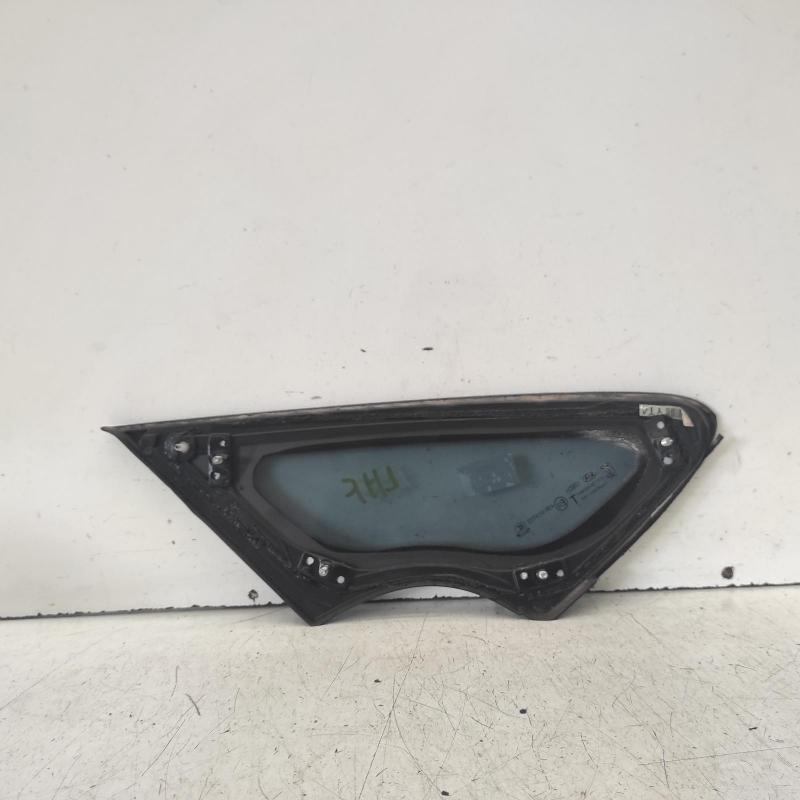 quarter door glass front left