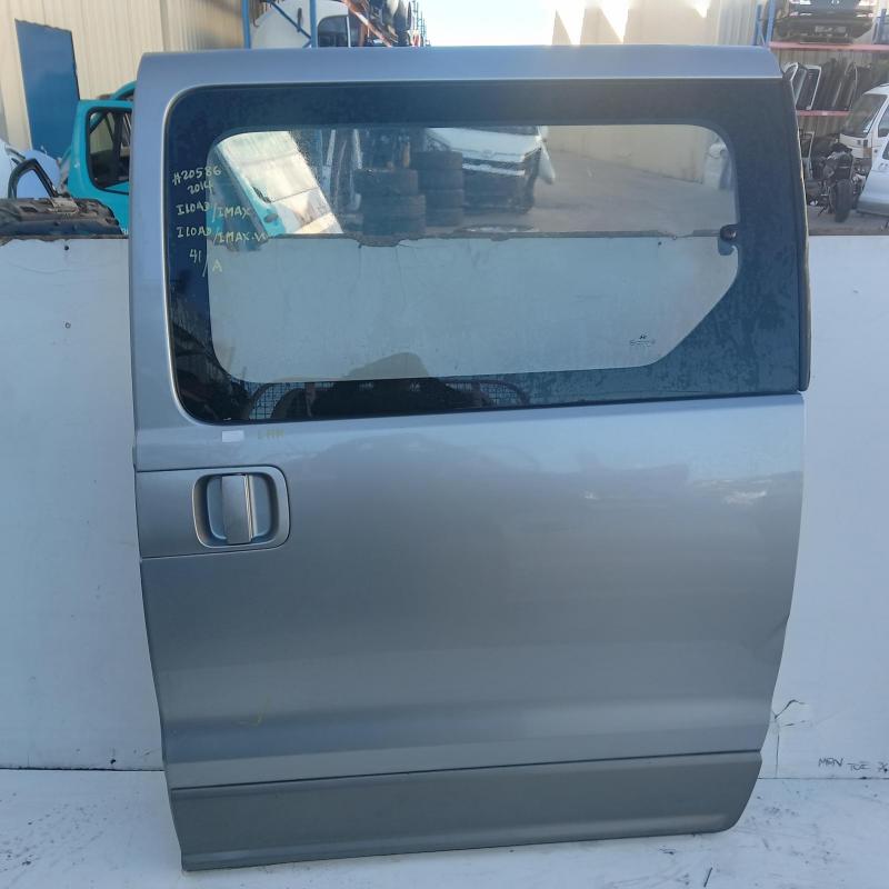 door/sliding rear left
