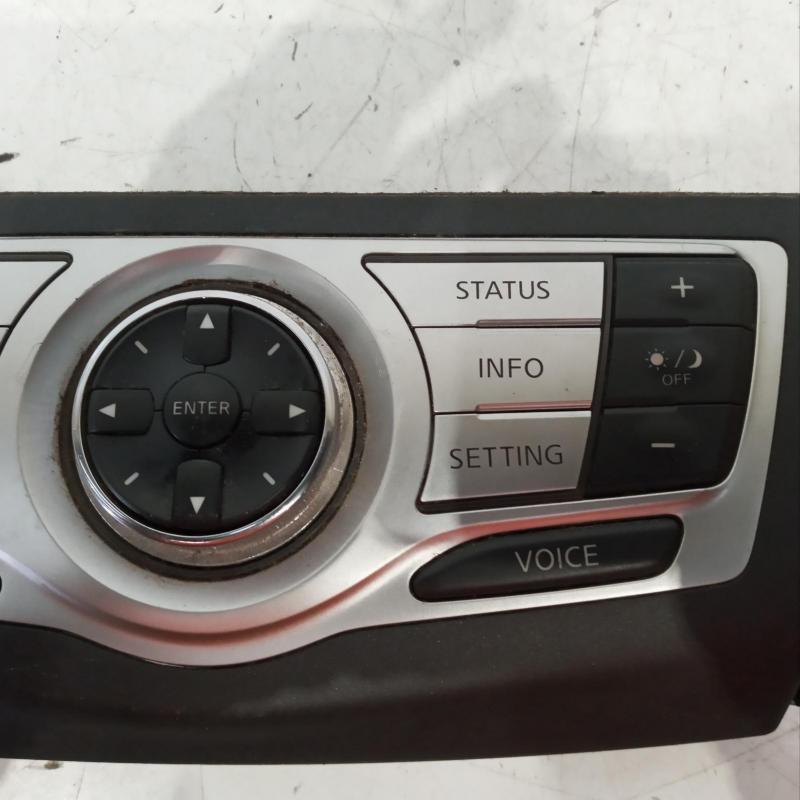 stereo/head unit