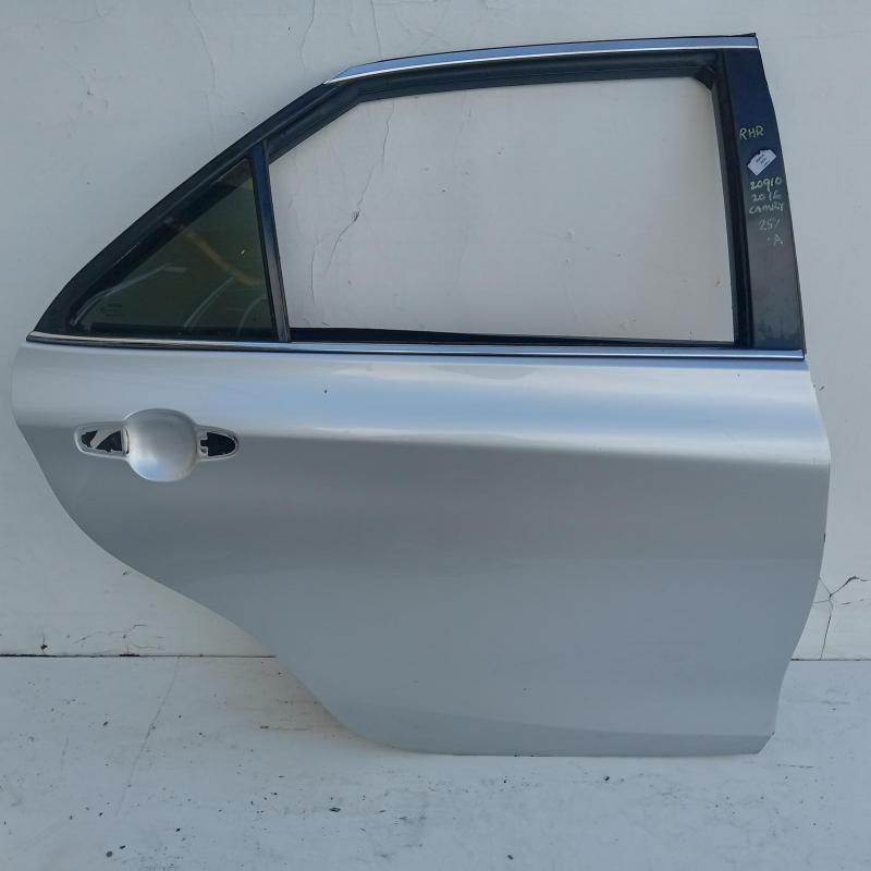 door/sliding rear right