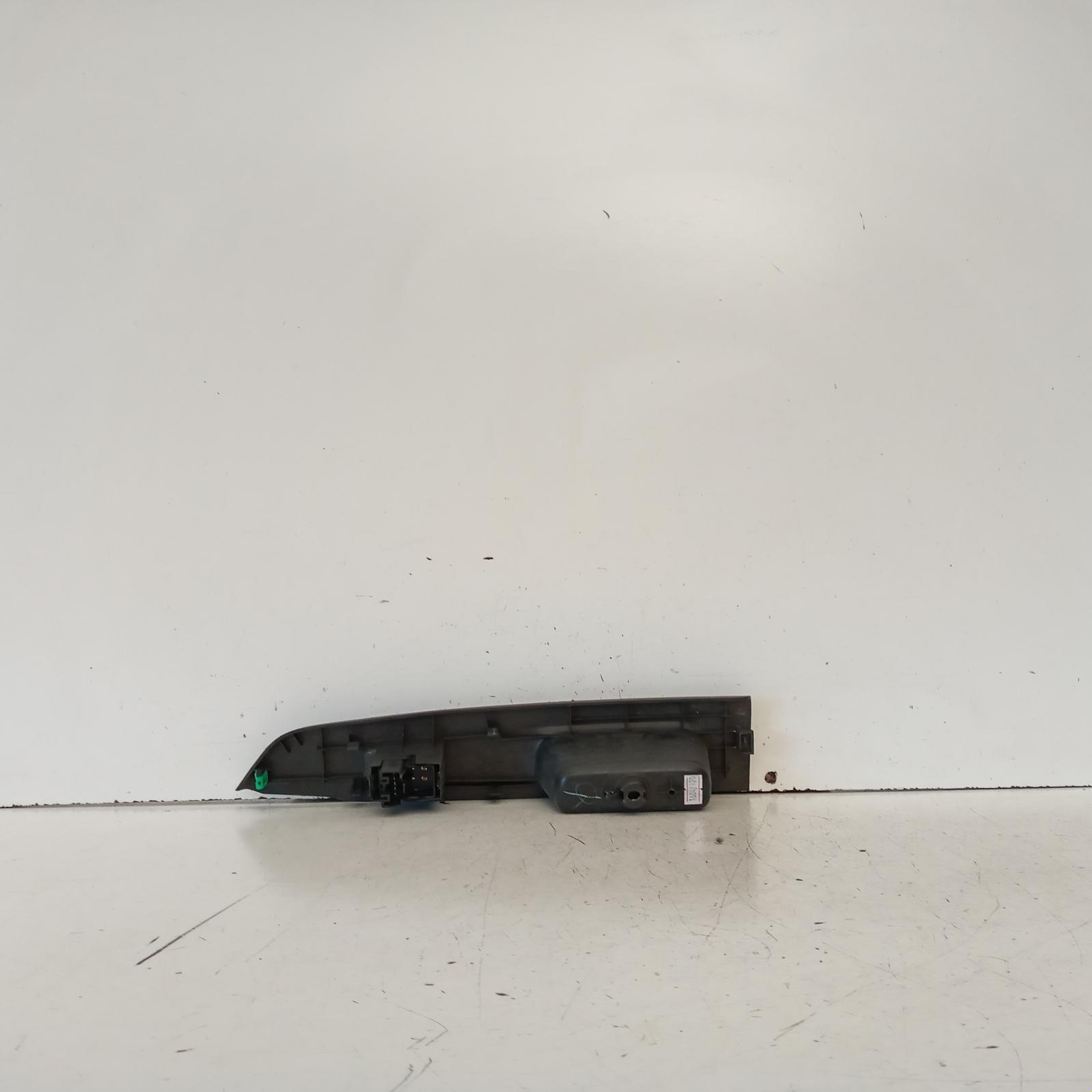Dmax Power Door Window Switch 2012-2020 rh rear,rc,05/12-06/20 00020571 #616351
